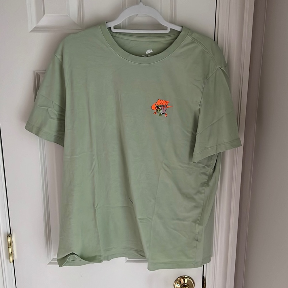 Nike graphic tee